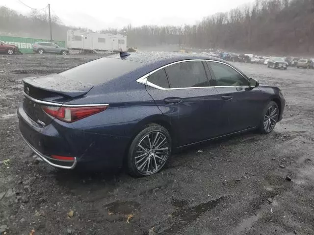 2023 Lexus ES 300H Base