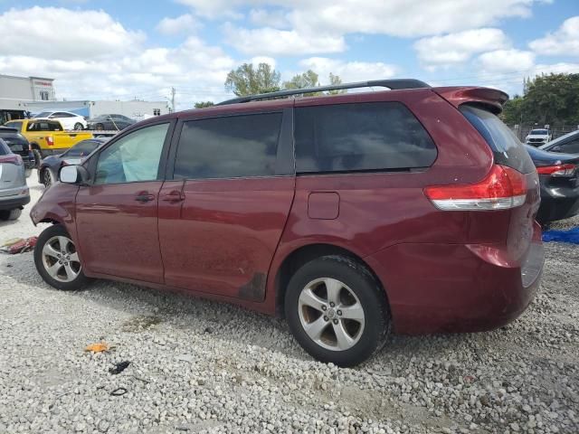 2012 Toyota Sienna LE