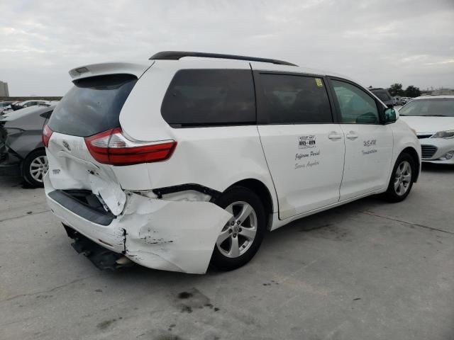 2015 Toyota Sienna LE