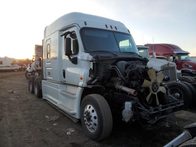 2016 Freightliner Cascadia 125