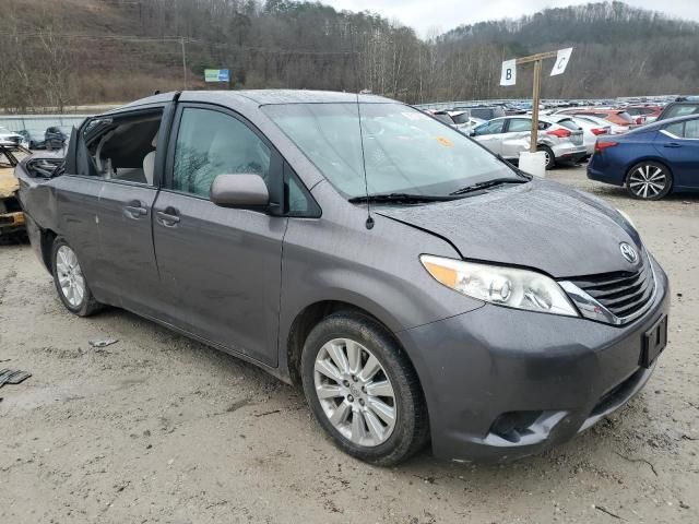 2014 Toyota Sienna LE