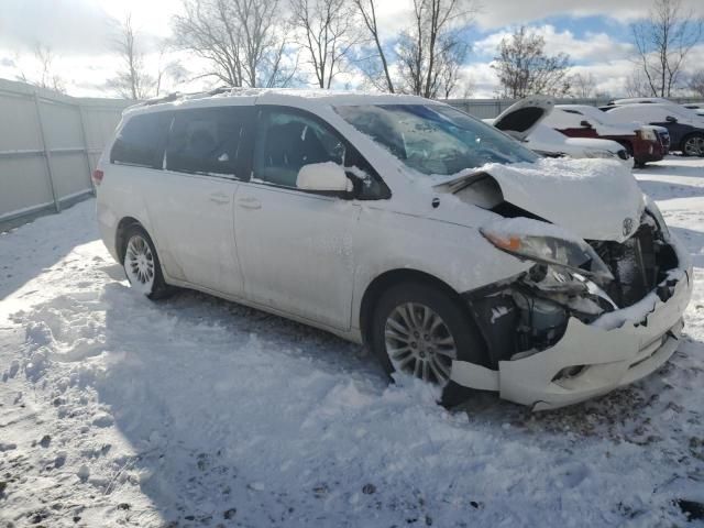 2012 Toyota Sienna XLE