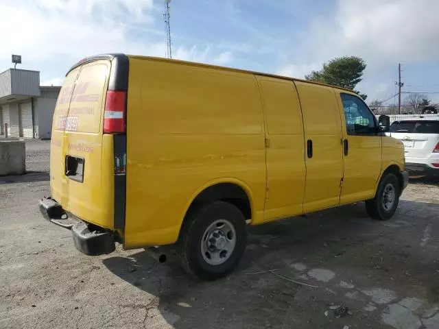 2020 Chevrolet Express G2500