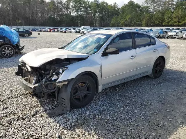 2010 Nissan Altima Base