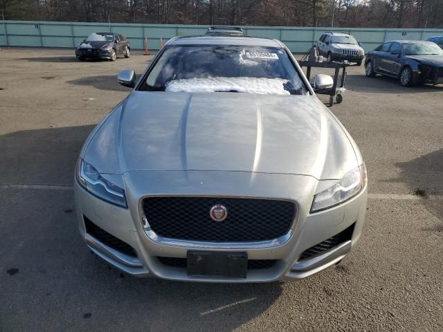 2017 Jaguar XF Prestige