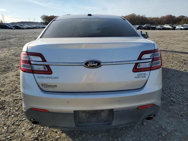 2013 Ford Taurus SEL