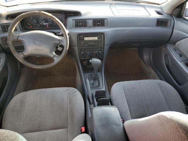 2001 Toyota Camry CE