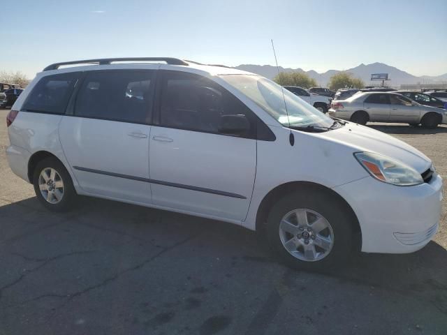 2004 Toyota Sienna CE