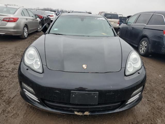 2012 Porsche Panamera 2