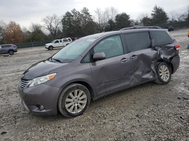 2012 Toyota Sienna XLE