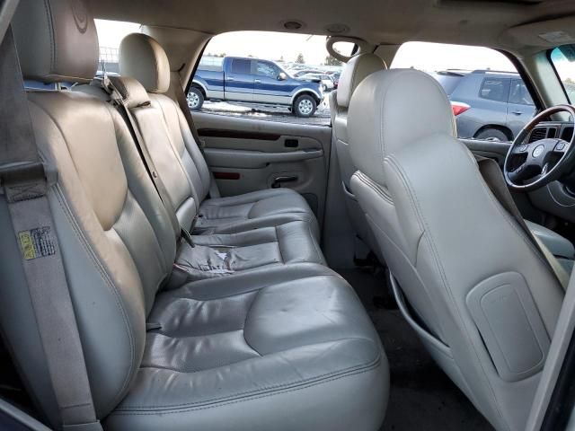 2004 Cadillac Escalade Luxury