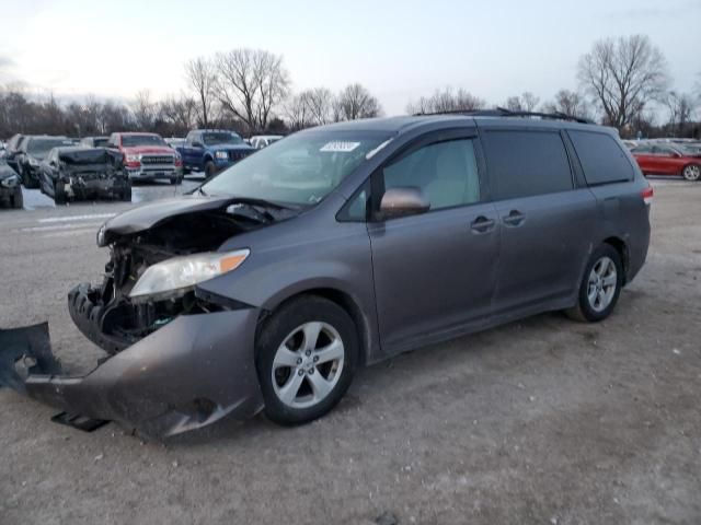 2011 Toyota Sienna LE