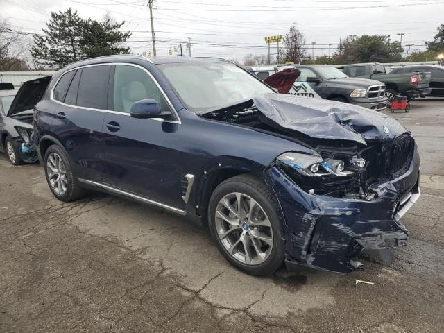 2025 BMW X5 XDRIVE50E