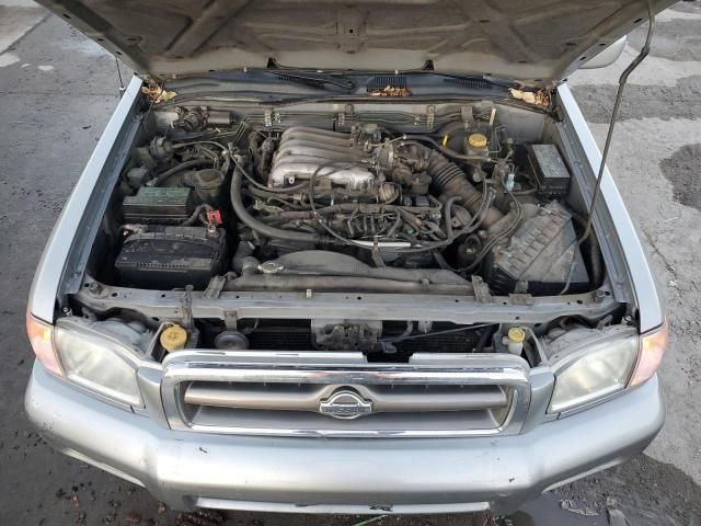 2001 Nissan Pathfinder LE