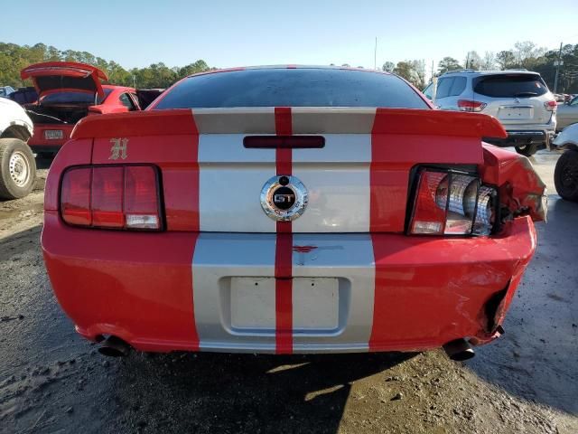 2005 Ford Mustang