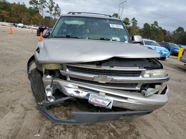 2004 Chevrolet Suburban C1500