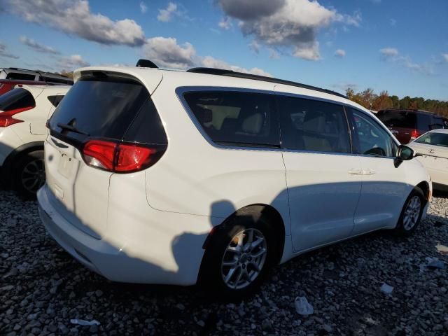 2021 Chrysler Voyager LXI