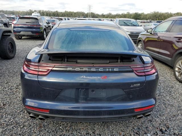 2018 Porsche Panamera 4S