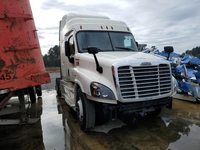 2018 Freightliner Cascadia 125