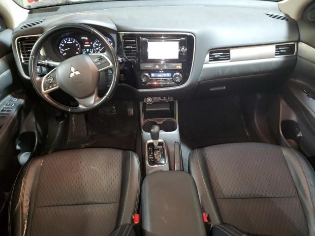 2015 Mitsubishi Outlander SE