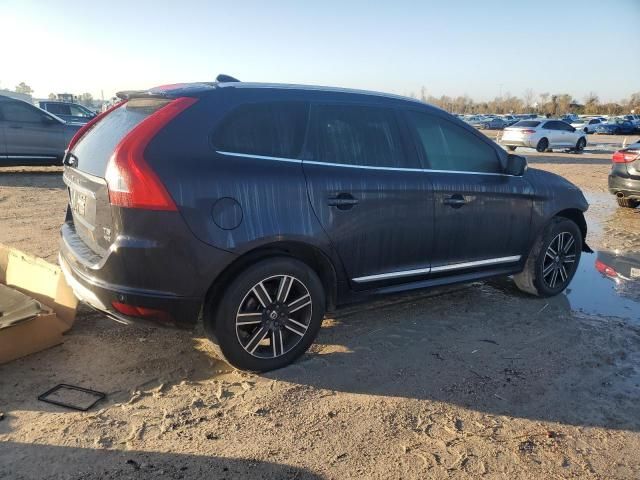 2017 Volvo XC60 T5 Dynamic