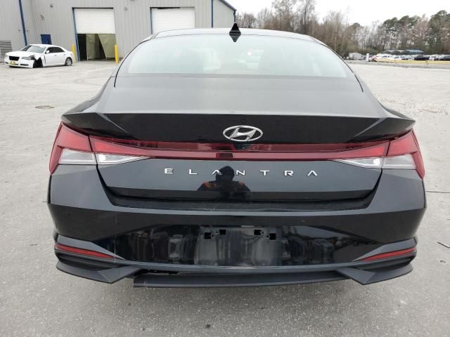 2022 Hyundai Elantra SEL