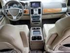 2009 Chrysler Town & Country Limited