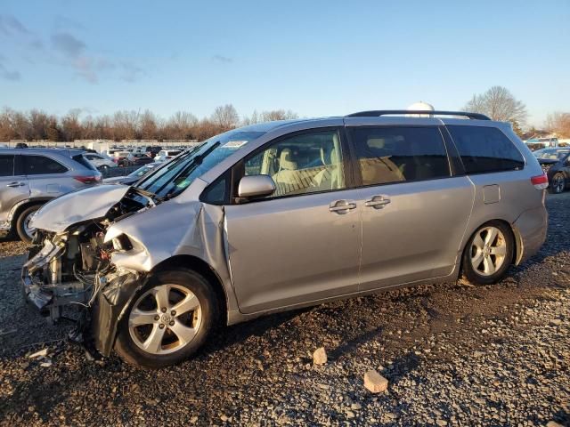 2012 Toyota Sienna LE