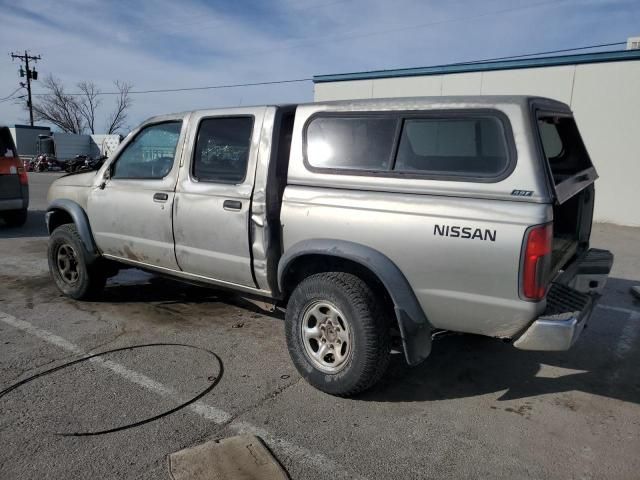 2000 Nissan Frontier Crew Cab XE