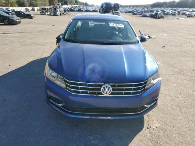 2016 Volkswagen Passat SE