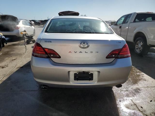 2008 Toyota Avalon XL