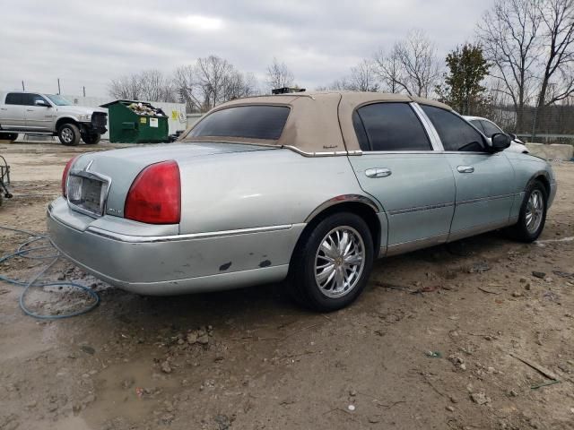 2007 Lincoln Town Car Signature