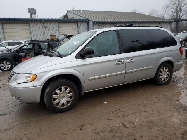 2006 Chrysler Town & Country Touring