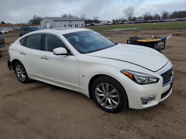 2018 Infiniti Q70 3.7 Luxe