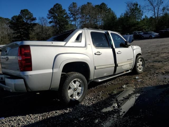 2011 Chevrolet Avalanche LT