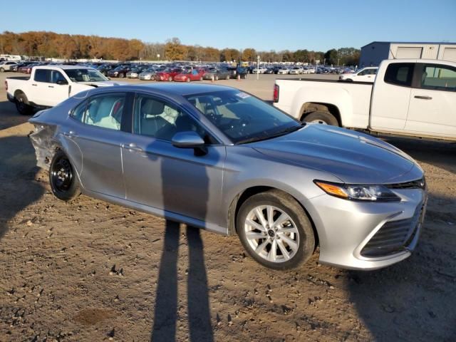 2022 Toyota Camry LE