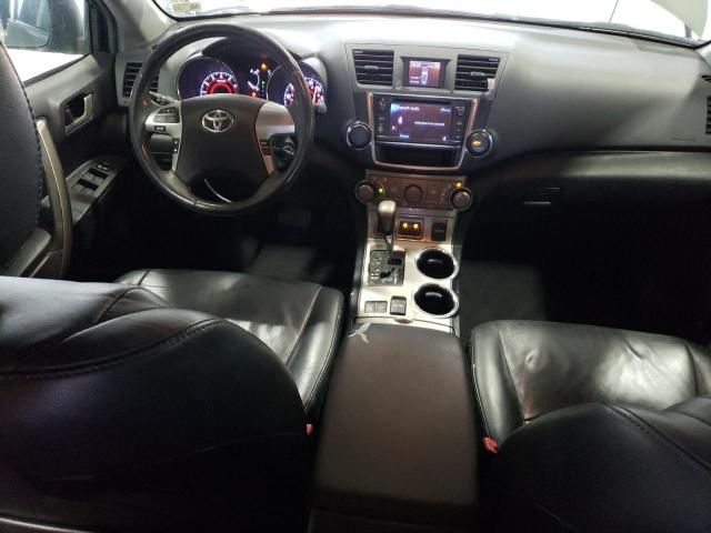 2013 Toyota Highlander Base