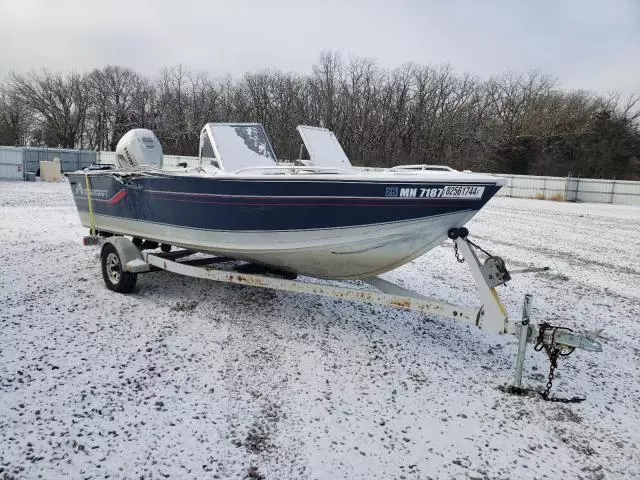 1989 Alumacraft 19 Trophy