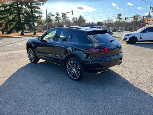 2015 Porsche Macan Turbo