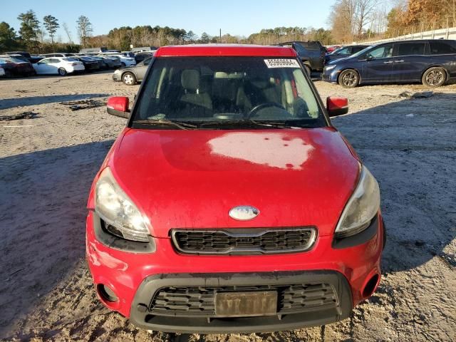 2013 KIA Soul +