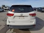 2017 Toyota Highlander SE