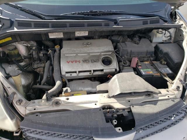 2004 Toyota Sienna XLE