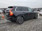 2022 Volvo XC90 T5 Momentum