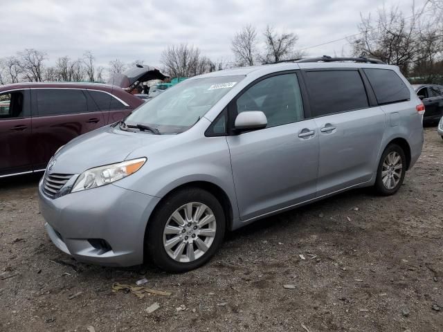 2014 Toyota Sienna XLE