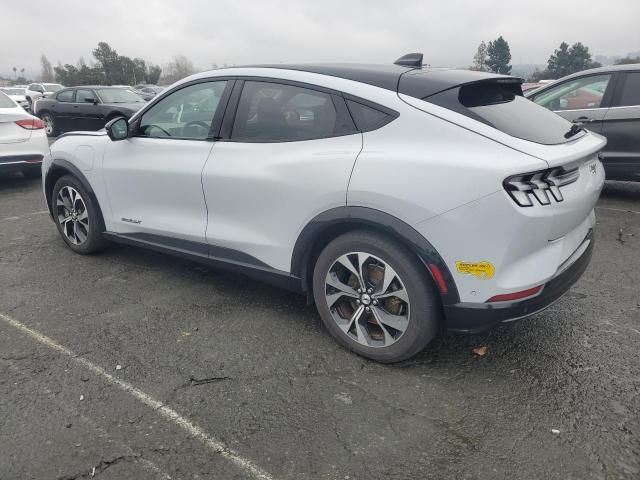 2022 Ford Mustang MACH-E Premium