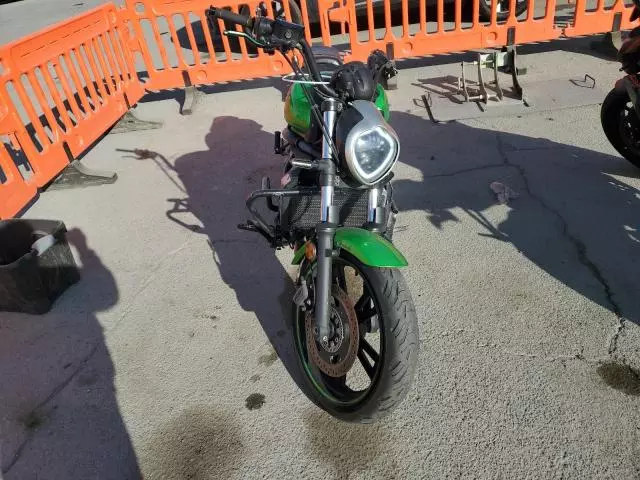 2015 Kawasaki EN650 B