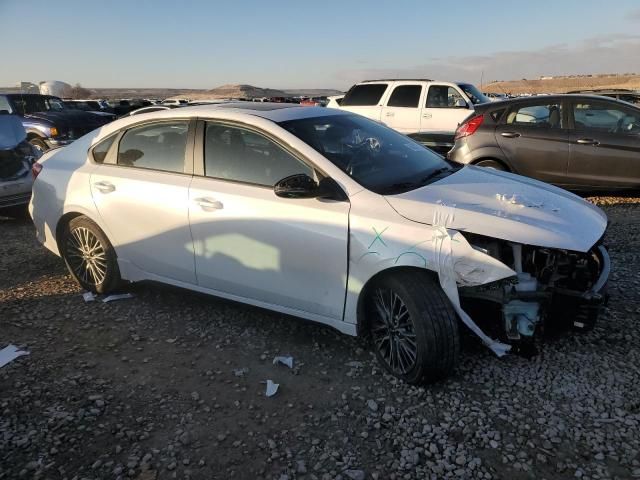 2023 KIA Forte GT Line