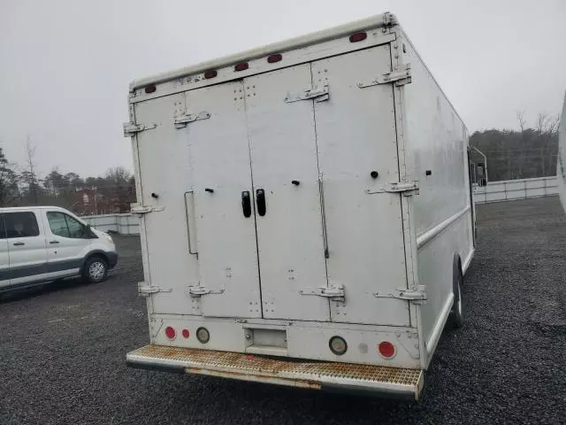 2008 Ford Econoline E450 Super Duty Commercial Stripped Chas