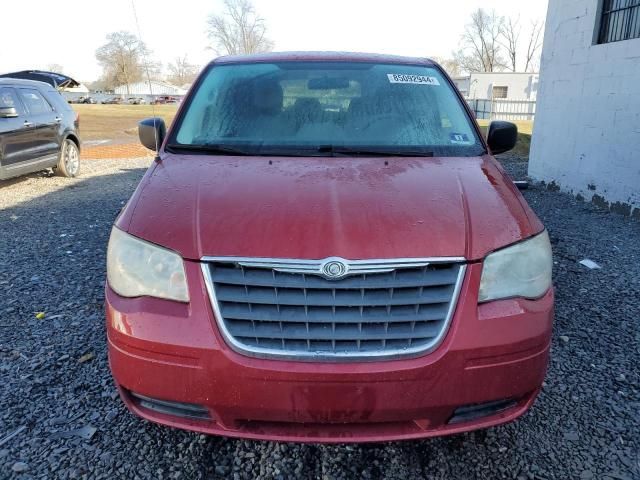 2008 Chrysler Town & Country LX