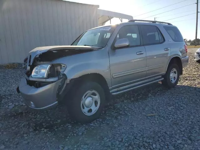 2004 Toyota Sequoia SR5